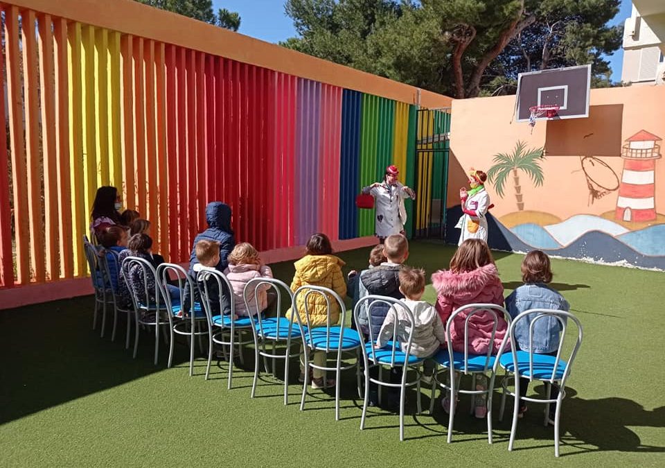 Opet su nam jutro uljepšali Crveni nosovi – klaunovi doktori ? ?