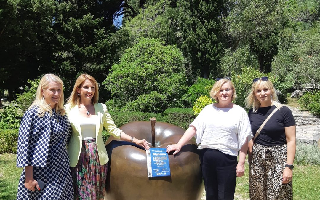 Kaštelanski praznik cvijeća ? u Biblijskom vrtu Gospe Somorije