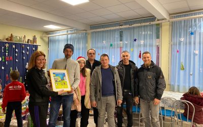 Volimo Božićno vrijeme i darivanja ?