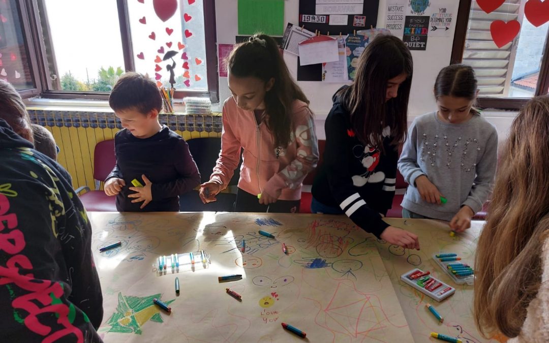 Djeca iz Podružnice Miljenko i Dobrila na radionici art terapije