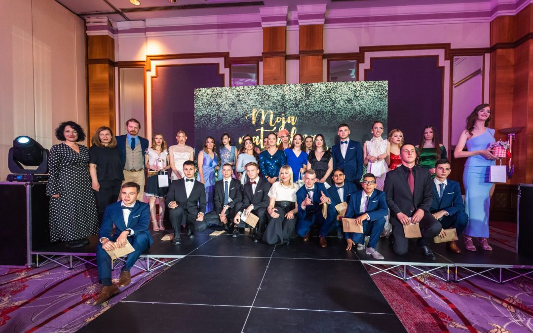 Naši maturanti su bili zvijezde revije Moja maturalna večer