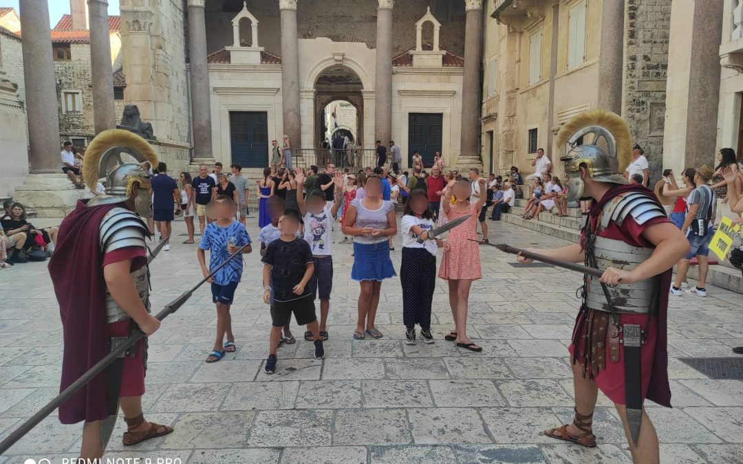 Bili smo u procesiji od Svetog Duje do Pojišana u čast Velike Gospe